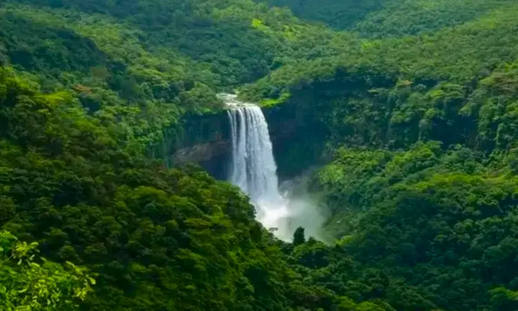 Hivre Waterfalls